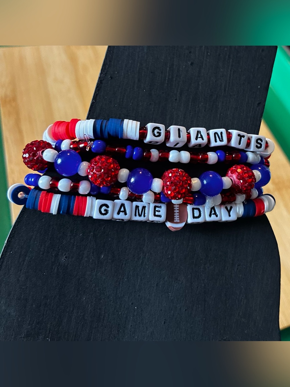 Giants 'Game Day' Beaded Bracelet Set - Picture 2 of 4